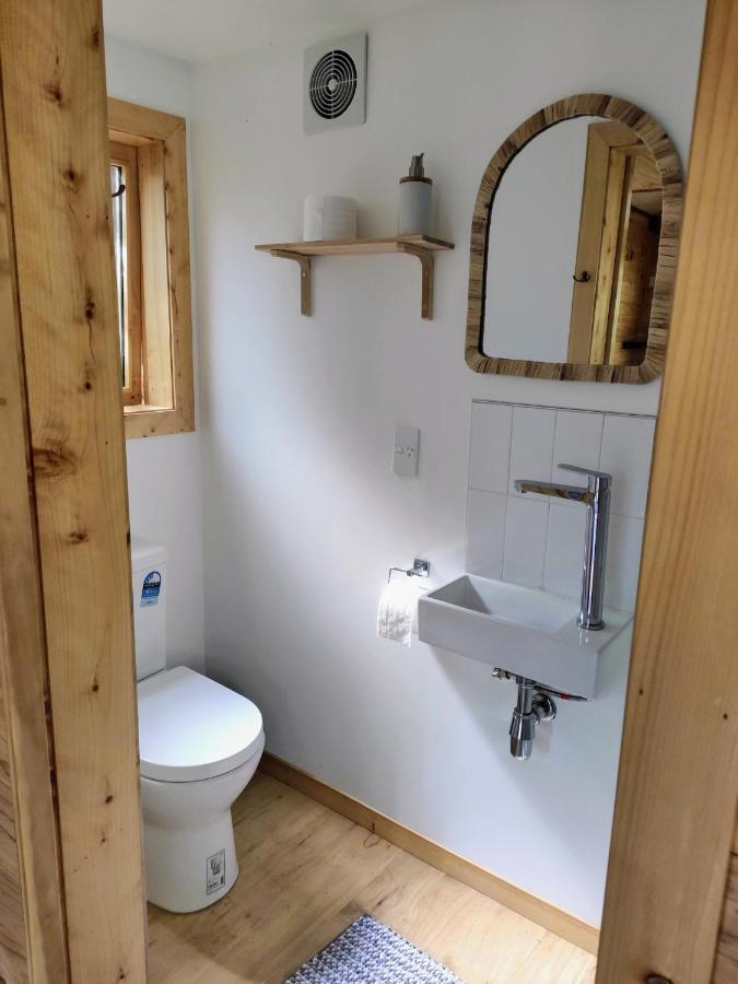 Maitai Whare Iti - Adventure Cabins & House Nelson Exteriör bild